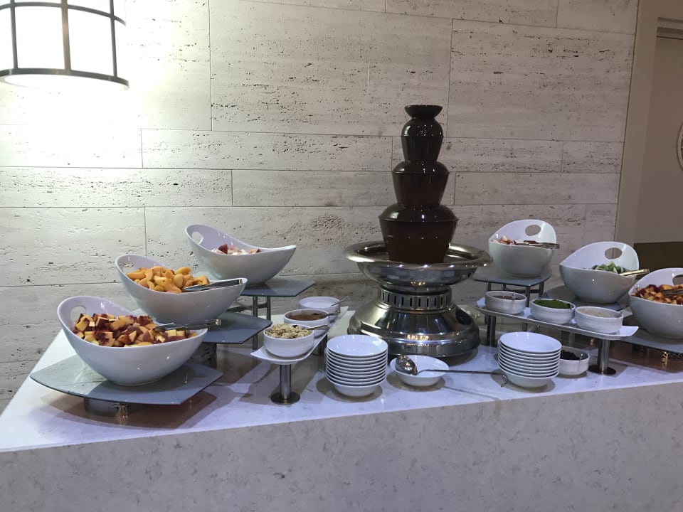 Restaurant Acanthus Cennet Barut Collection