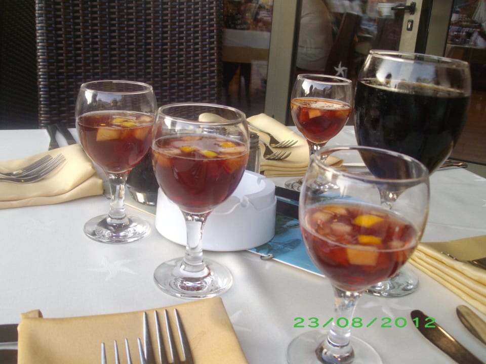 Sangria am spanischen Tag Meliá Sunny Beach