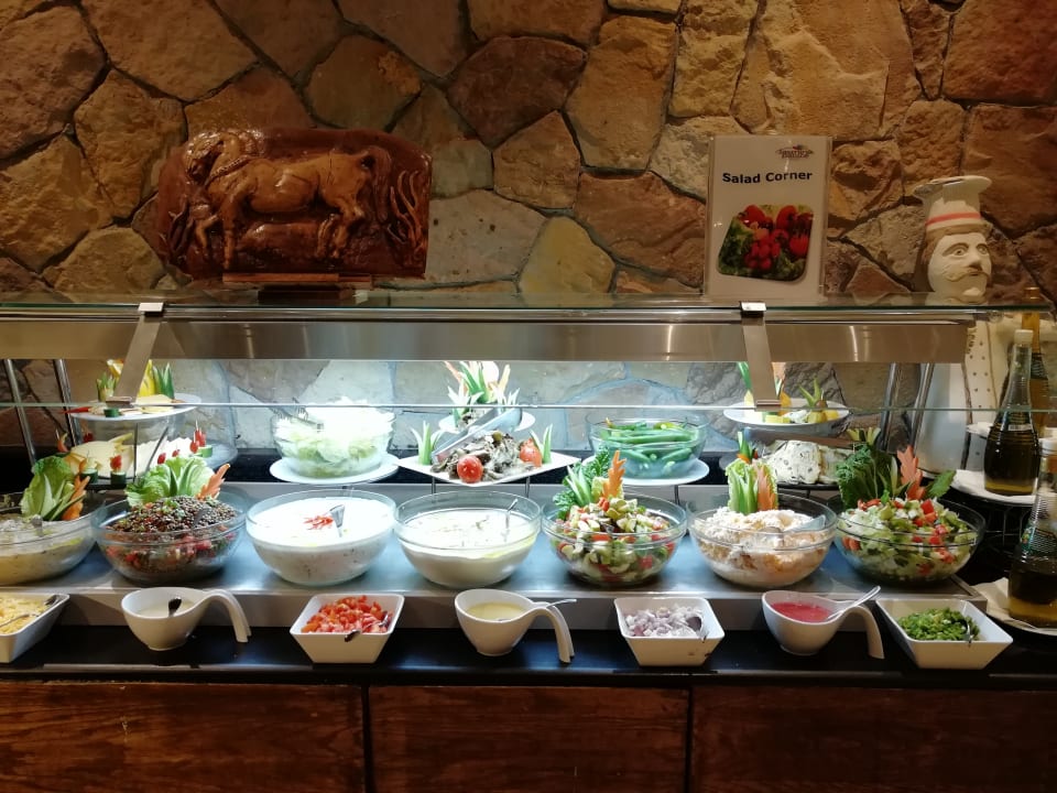 Auszüge vom Buffet im Hauptrestaurant Jasmine Palace Resort & Spa