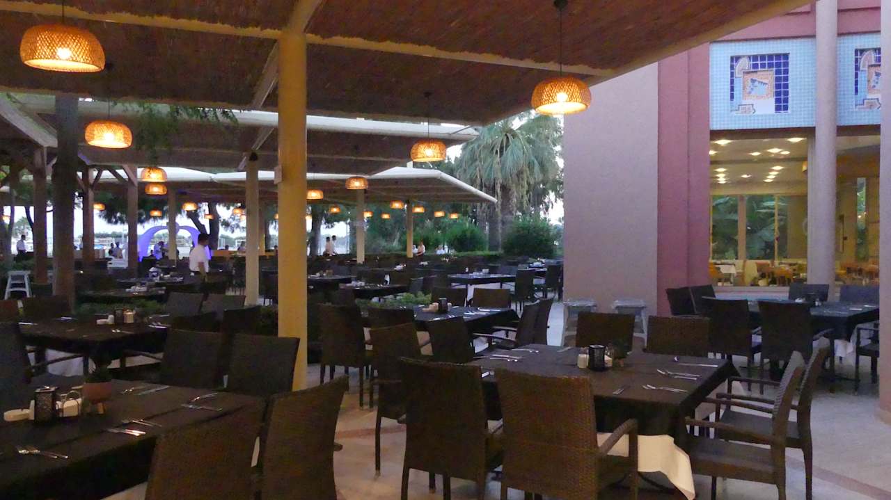Gastro Blue Waters Club