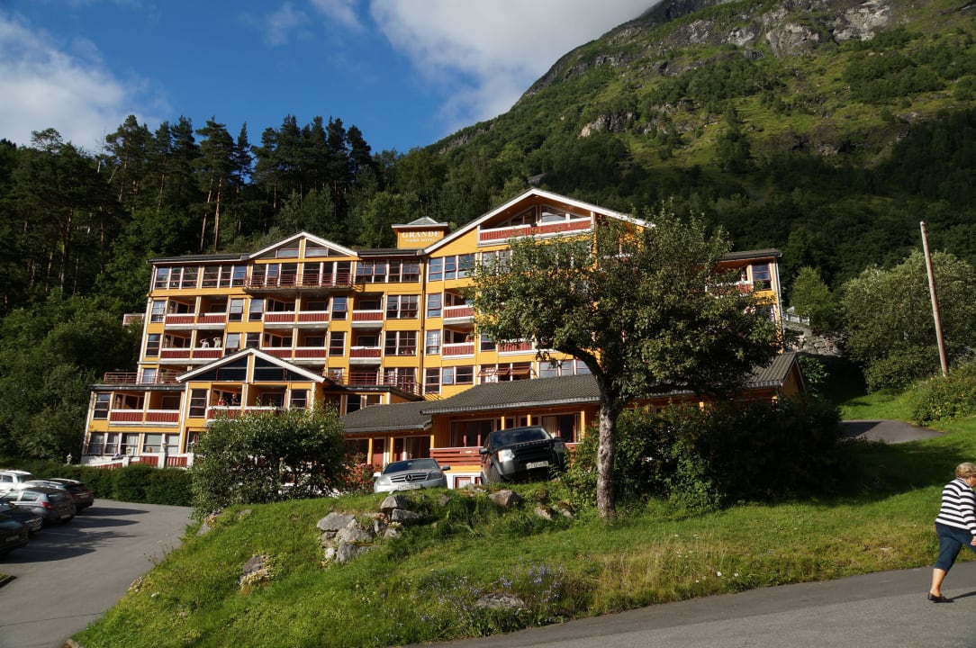 Ansicht von der Fjordseite Grande Fjord Hotel