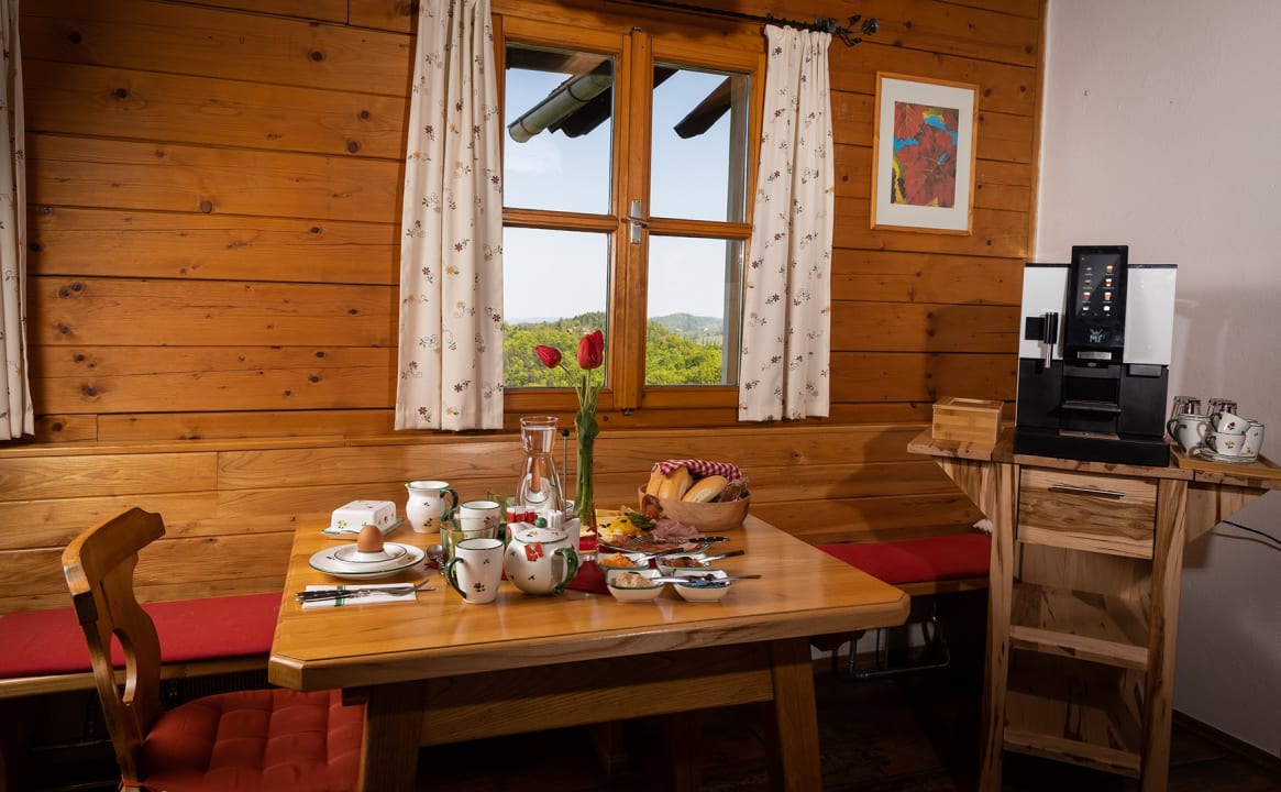 Gastro Weingut & Buschenschank Pölzl