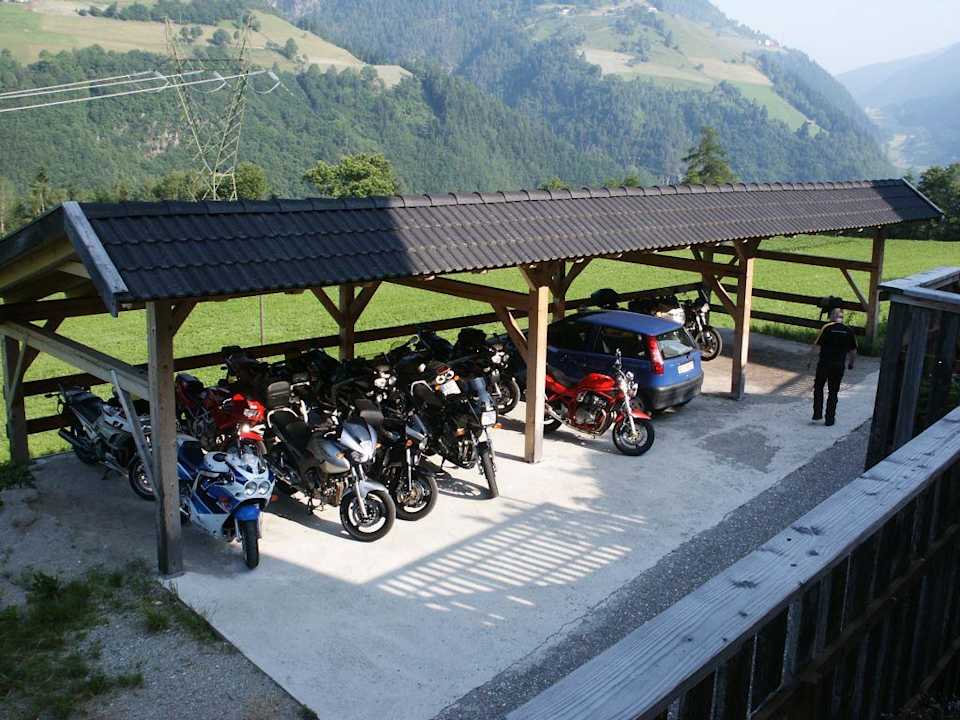 Carport Pension Hofer-Hof