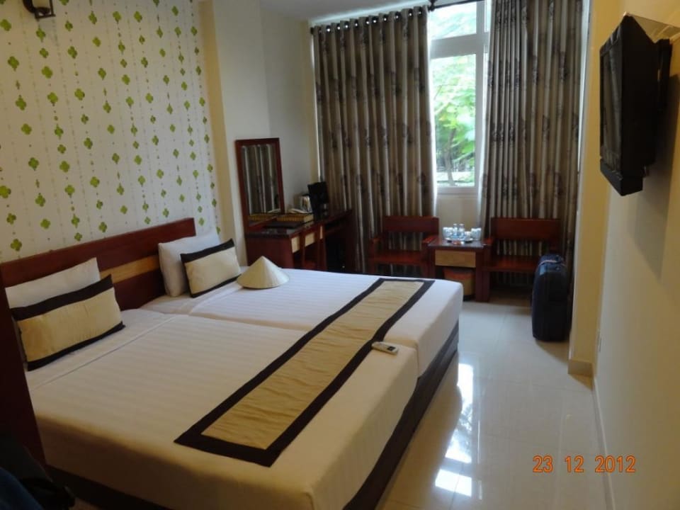 Großes Bett Saigon Europe Hotel