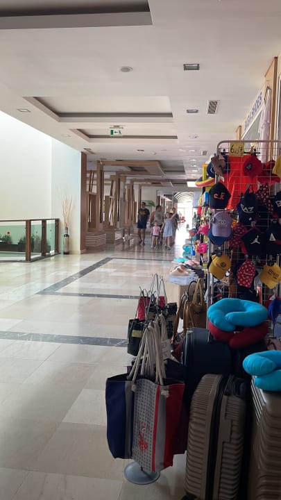 Lobby Telatiye Resort