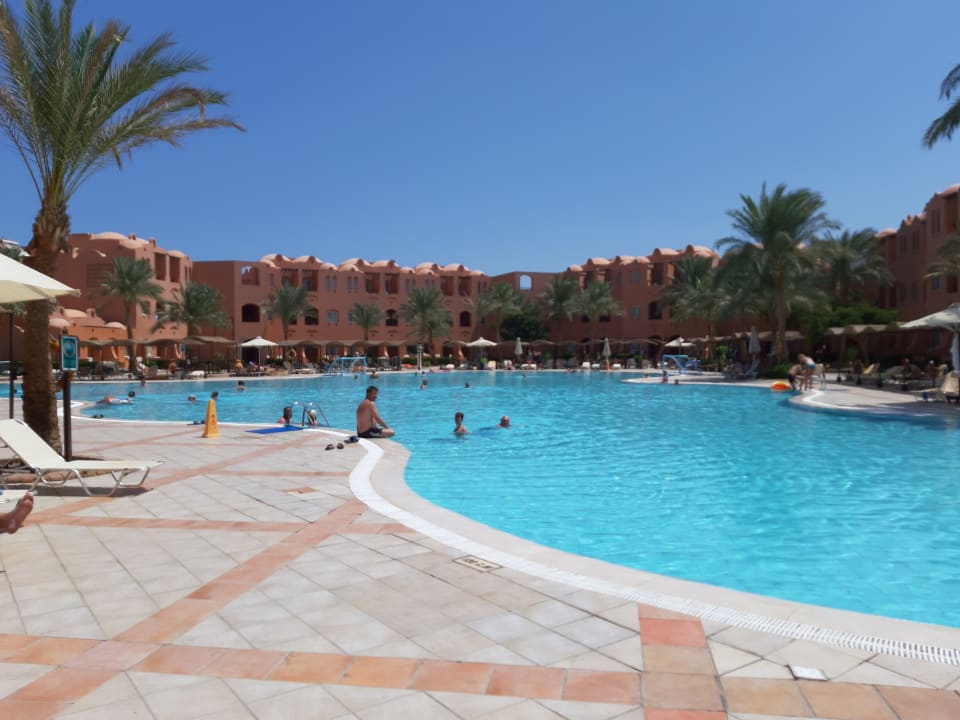 Pool Jaz Makadi Oasis Resort