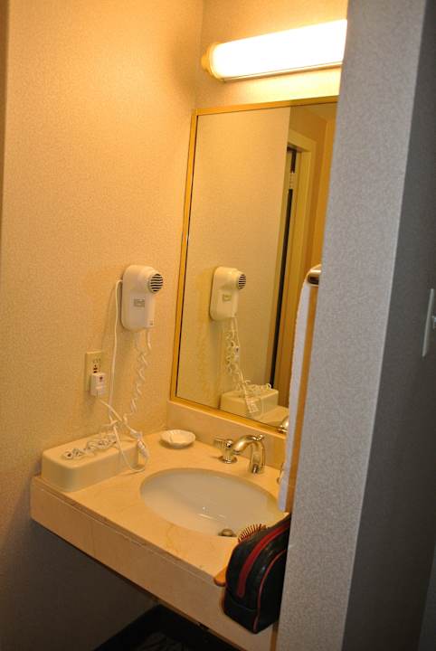 Kleines Badezimmer The Watson Hotel