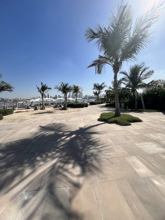 Strand W Dubai - The Palm