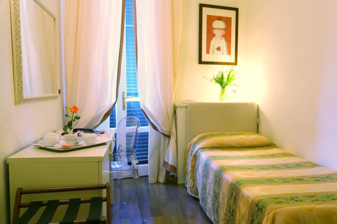 Zimmer albergo moderno