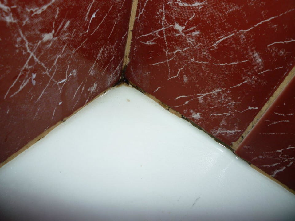 Schimmel im Bad  Hotel ValleMar