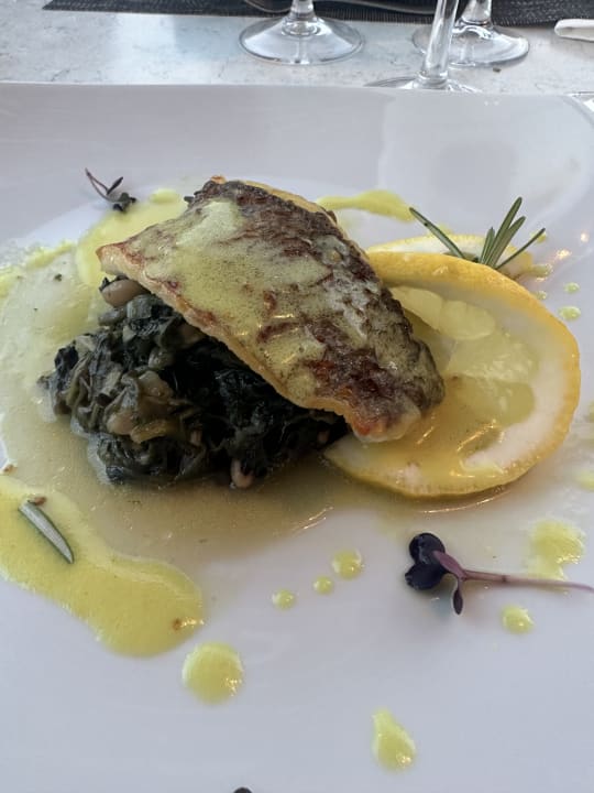 Gastro Asterias Beach Resort