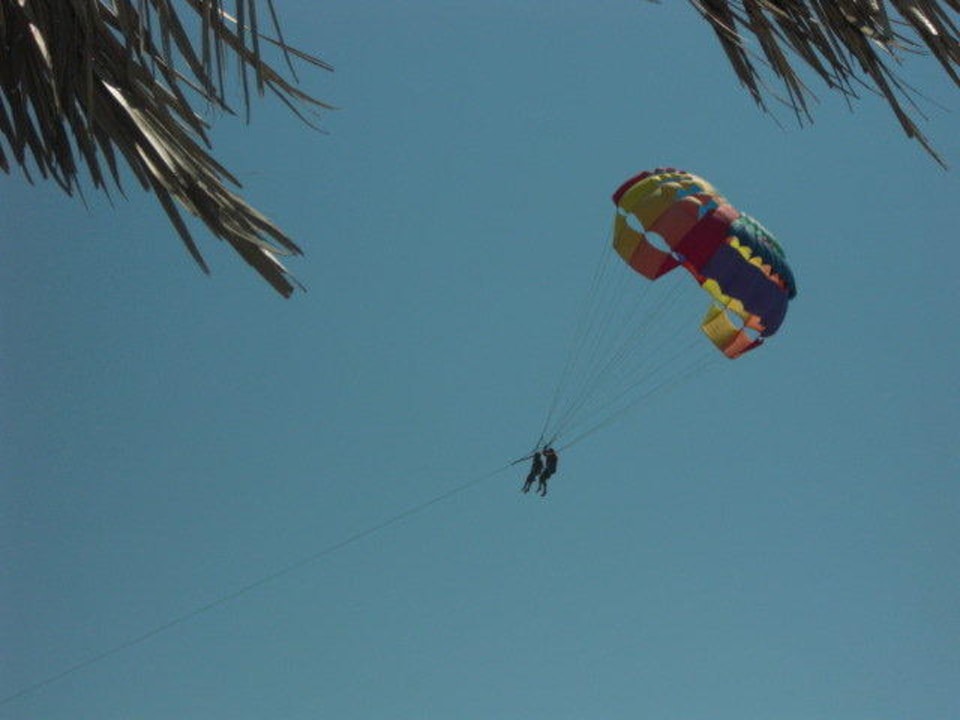 Parasailing Hotel Club Nena