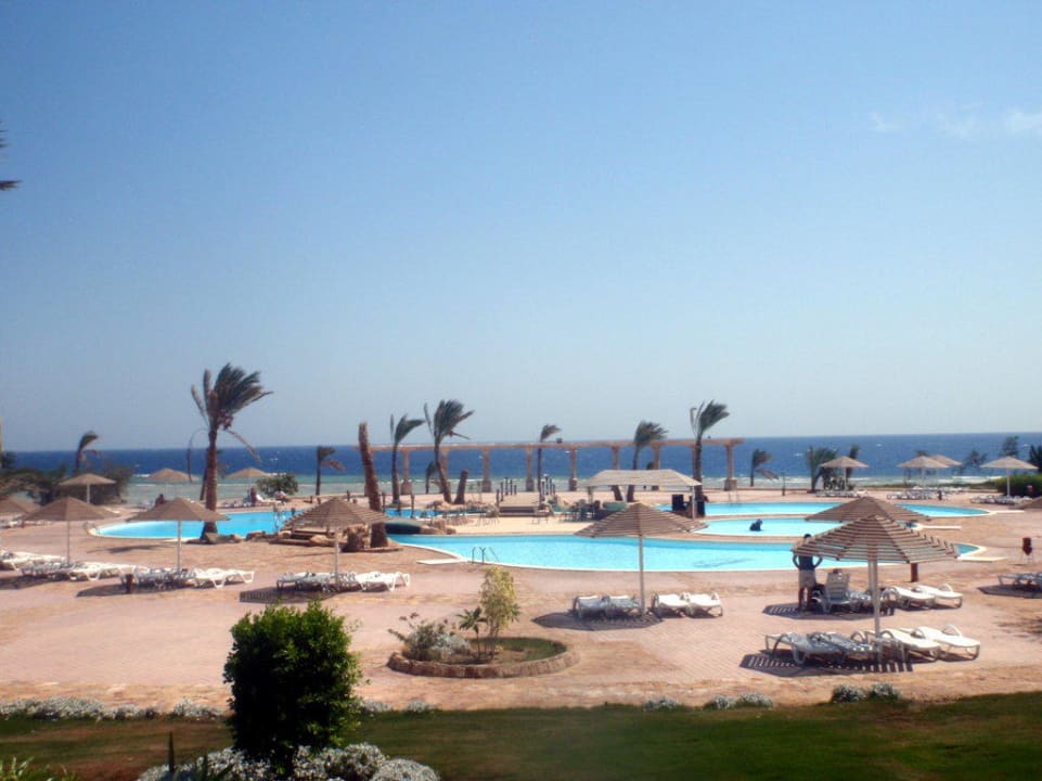 Basen Three Corners Equinox Beach Resort