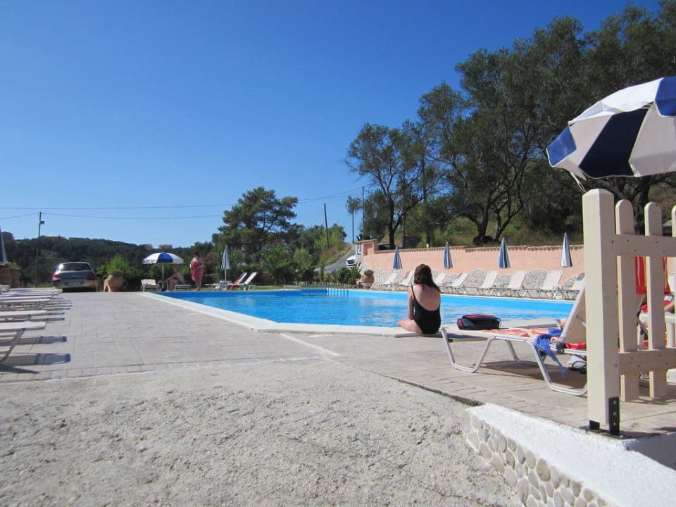 Pool Apartments Anna Studios