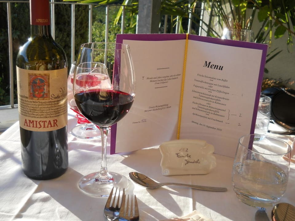 Beim Abendessen auf der Terrasse Hotel Wessobrunn