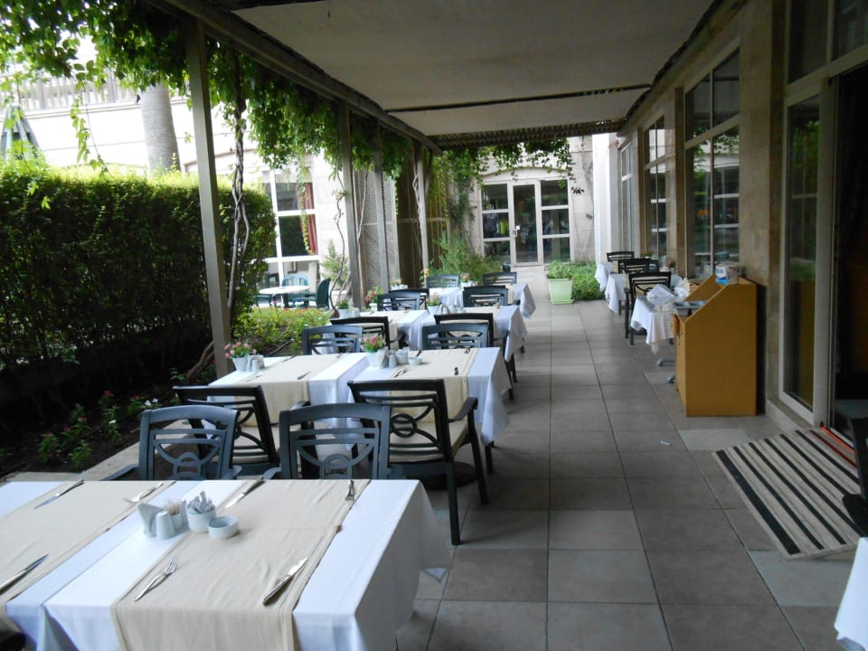 Außenbereich Hauptrestaurant Can Garden Resort