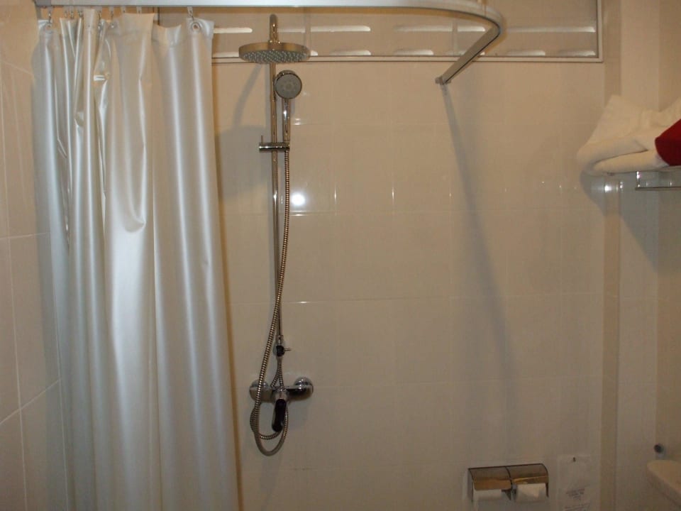 Dusche Best Western Phuket Ocean Resort