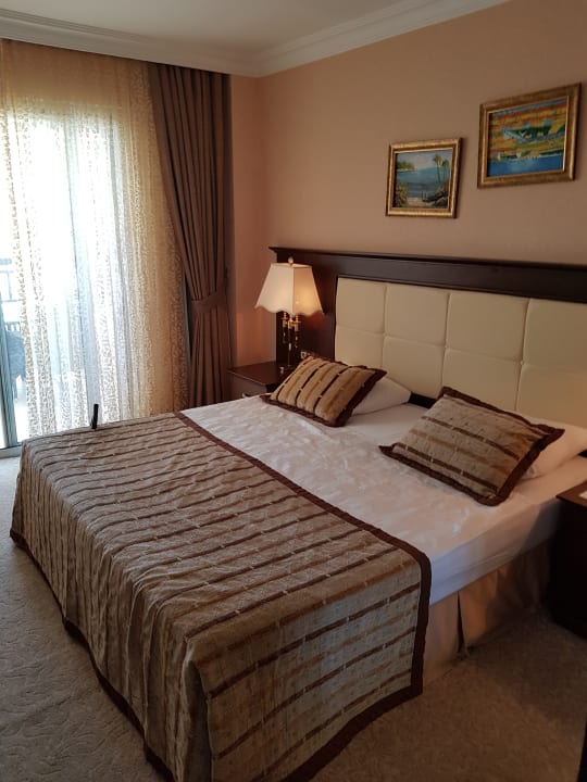 Zimmer Latanya Park Resort