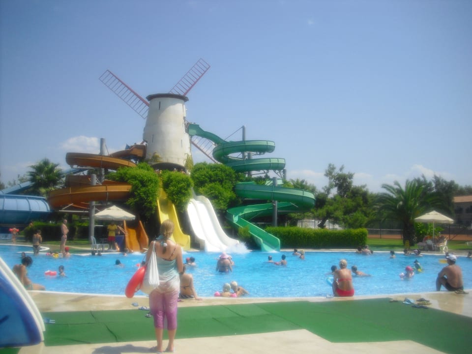 Poolanlage Sunrise Resort Hotel