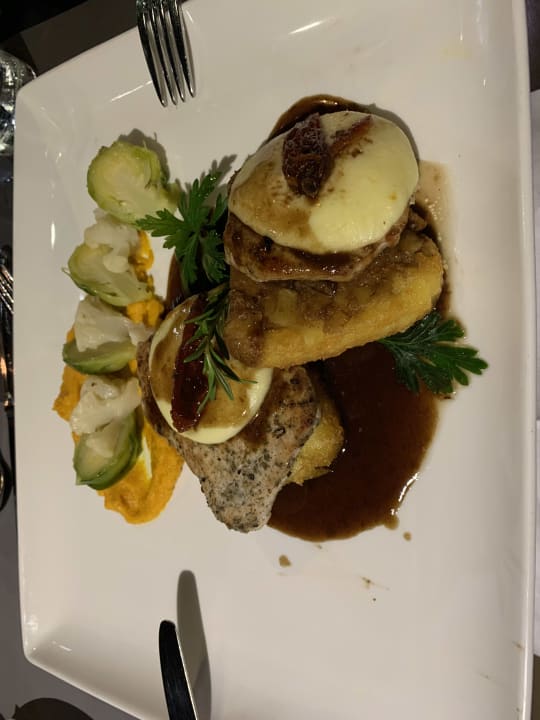 Gastro Napa Mermaid Hotel & Suites