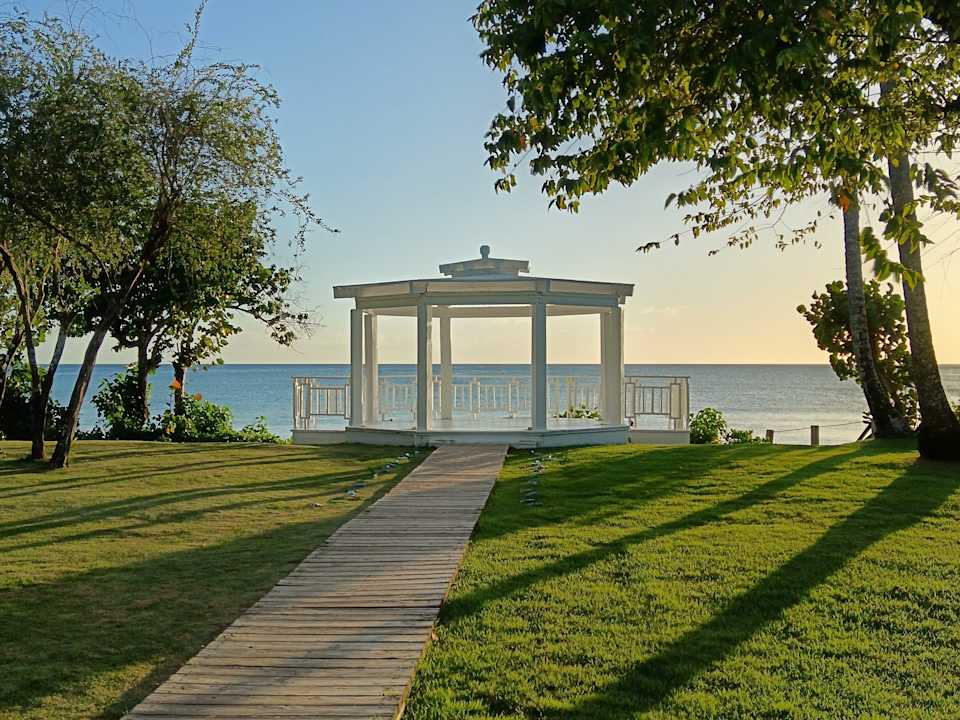 Gartenanlage Dreams La Romana Resort & Spa