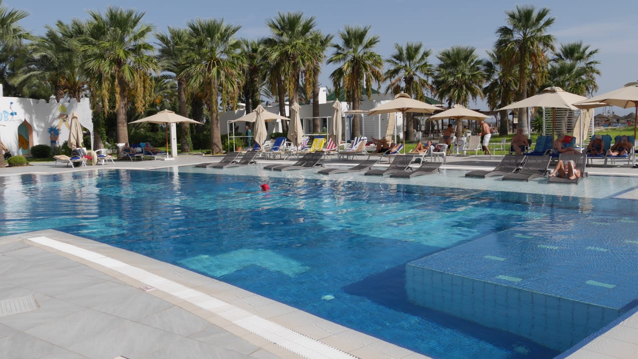 Pool Hotel Marhaba Palace