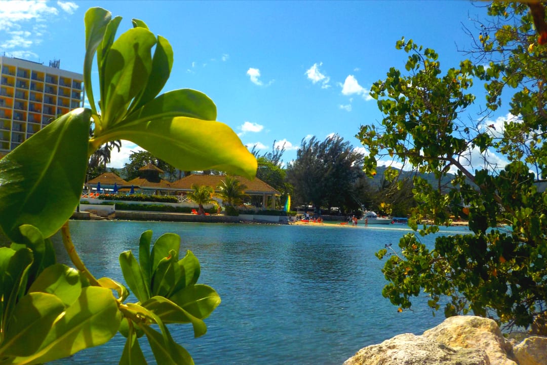 Strand Sunset Beach Resort, Spa & Waterpark