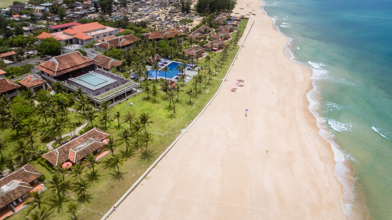 Strand Ana Mandara Hue Beach Resort & Spa
