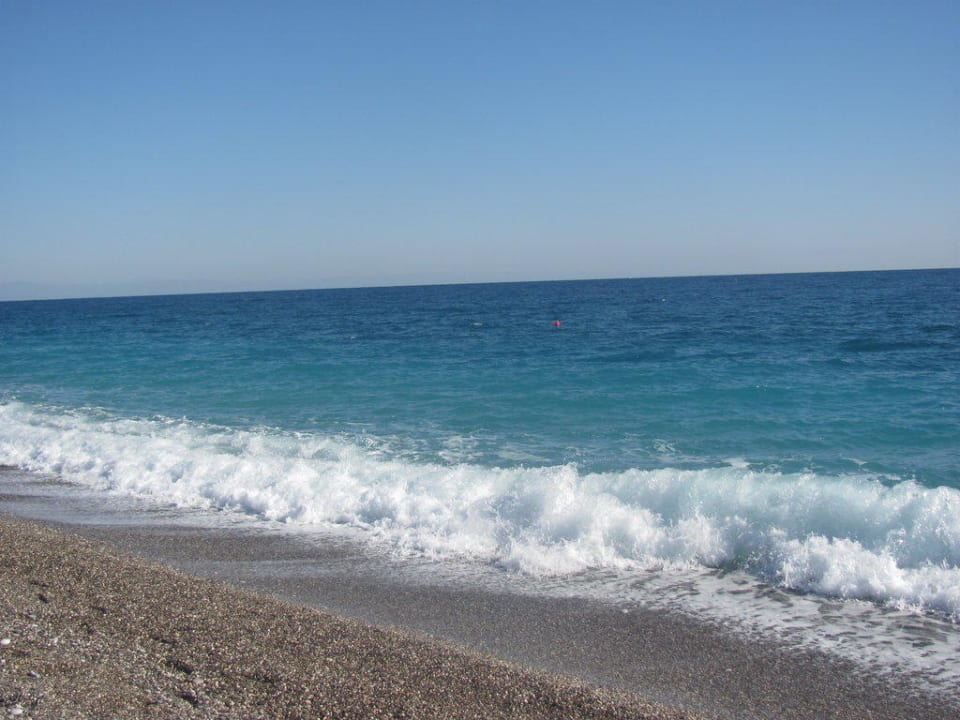 Tolles türkisfarbiges Wasser Akka Alinda Hotel