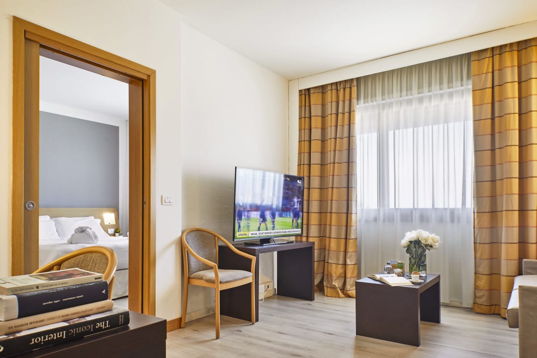 Zimmer Living Place Hotel