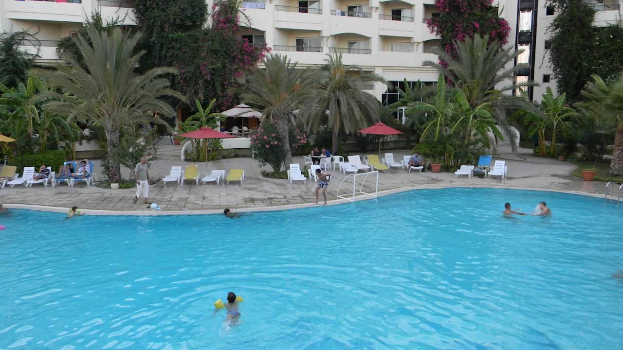 Basen hotel african queen Hotel African Queen