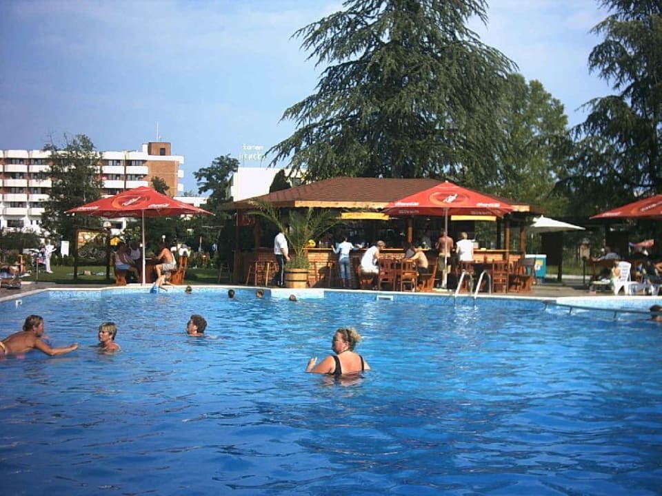 Poolbar Hotel Baikal