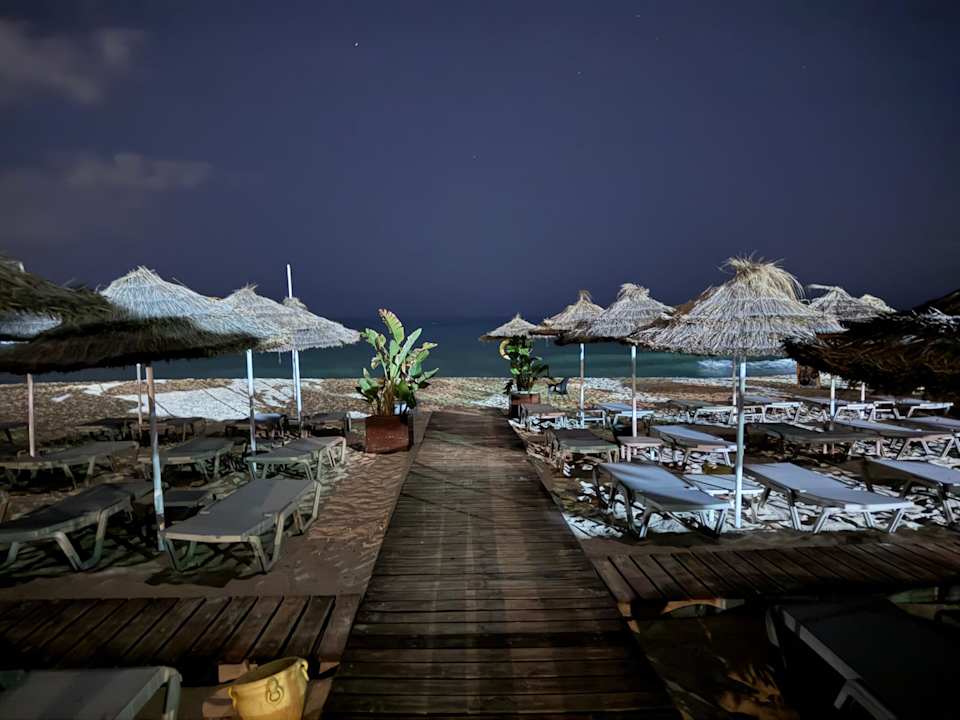 Strand Hotel Royal Nozha