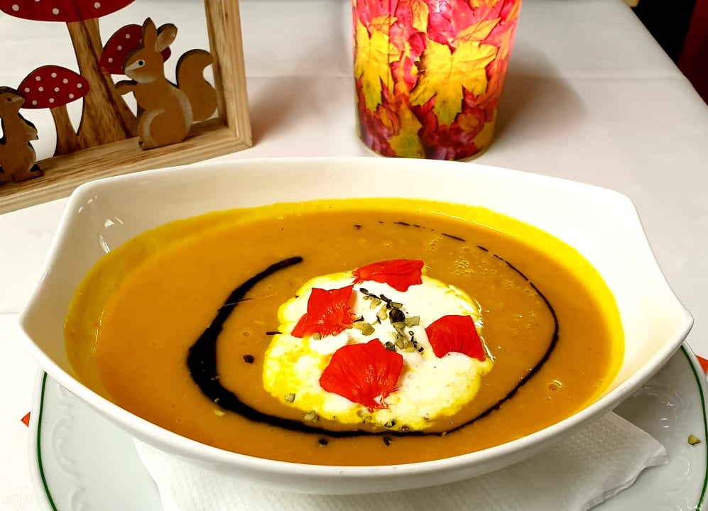 Gastro Hotel-Gasthof Goldenes Lamm