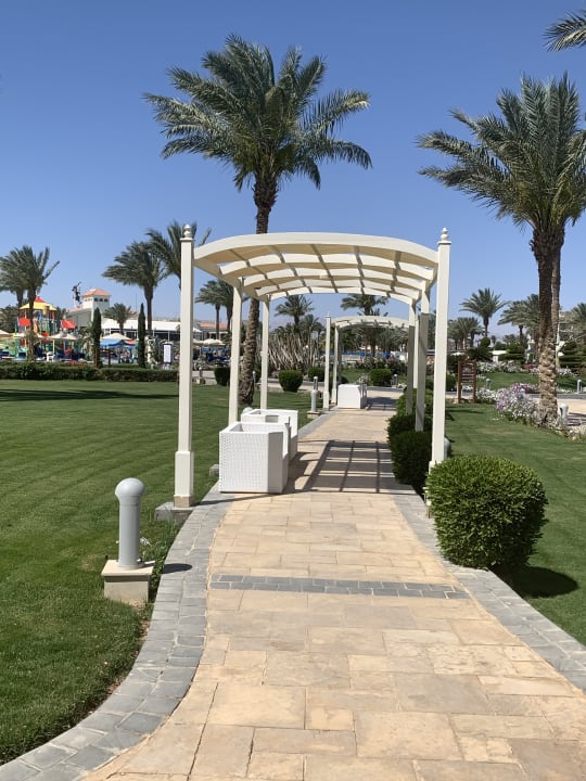 Gartenanlage Pickalbatros Dana Beach Resort - Hurghada