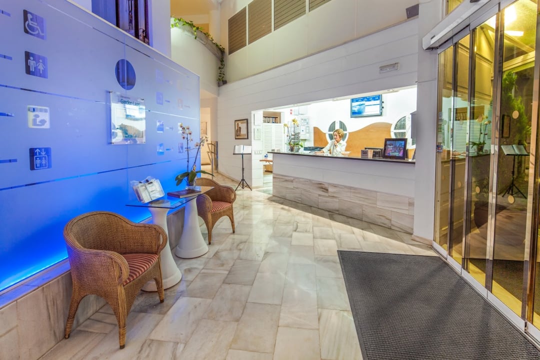 Lobby Ona Garden Lago
