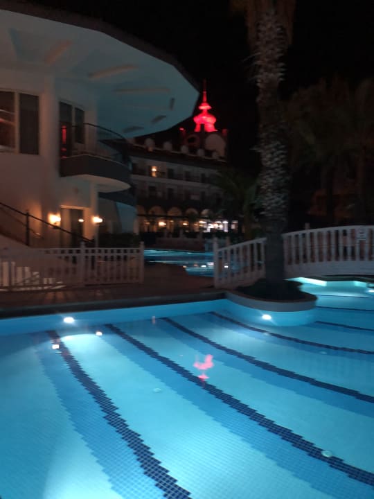 Pool Well Palace Side