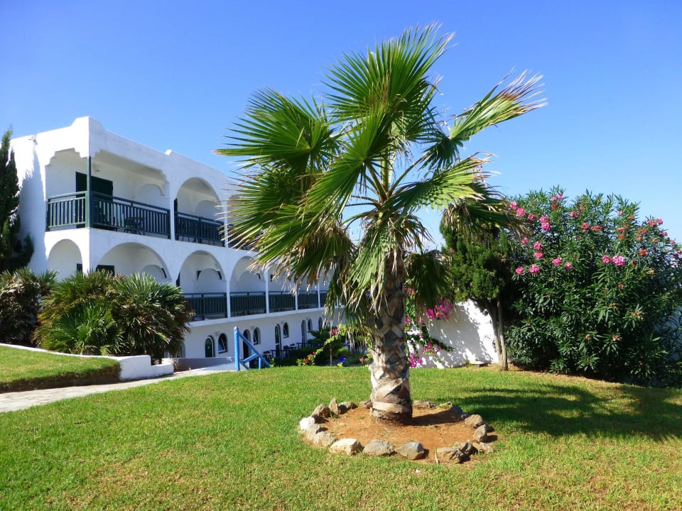 Gartenanlage Mitsis Selection Rinela