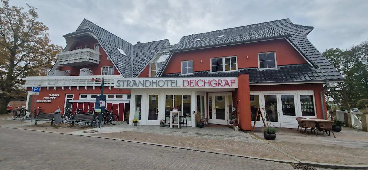 Außenansicht Strandhotel Deichgraf