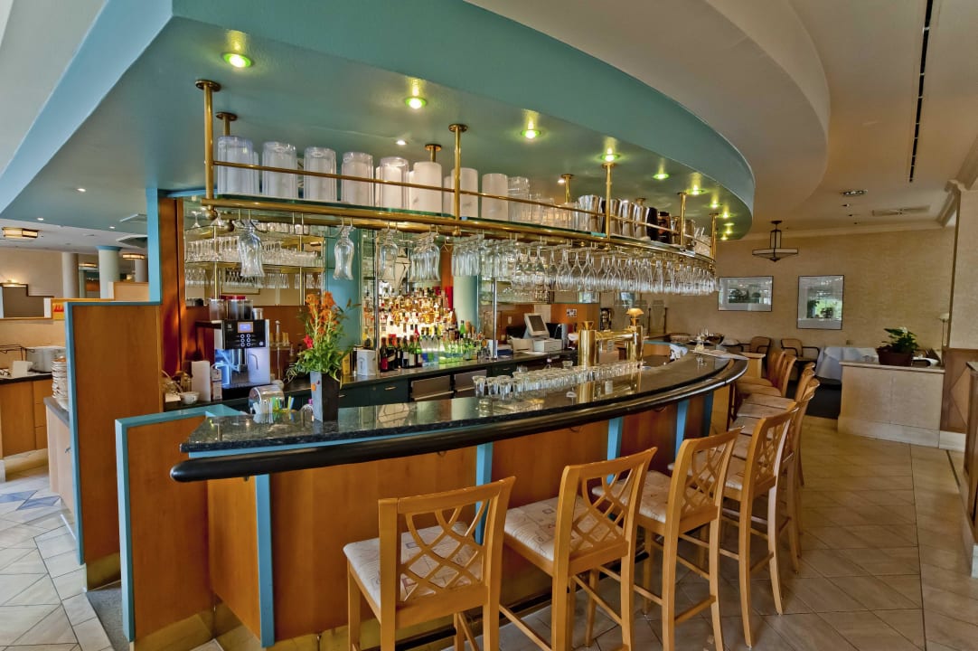 Unsere Hotelbar in der Lobby Hotel Aquamarin
