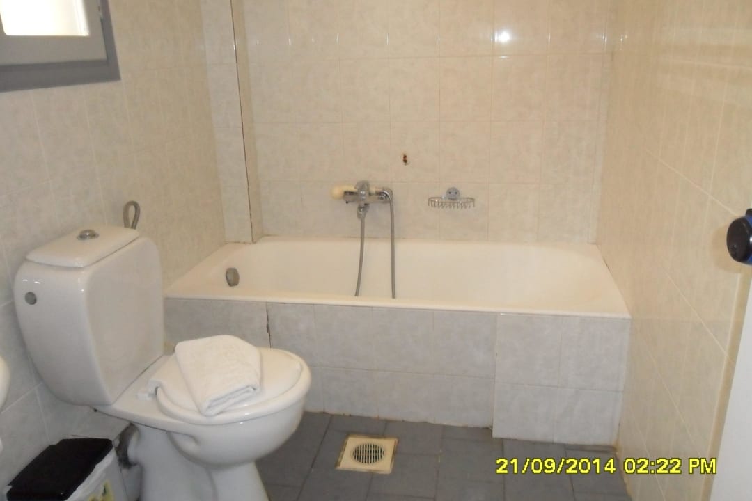 Sauber, älter, aber ok Fereniki Holiday Resort & Spa