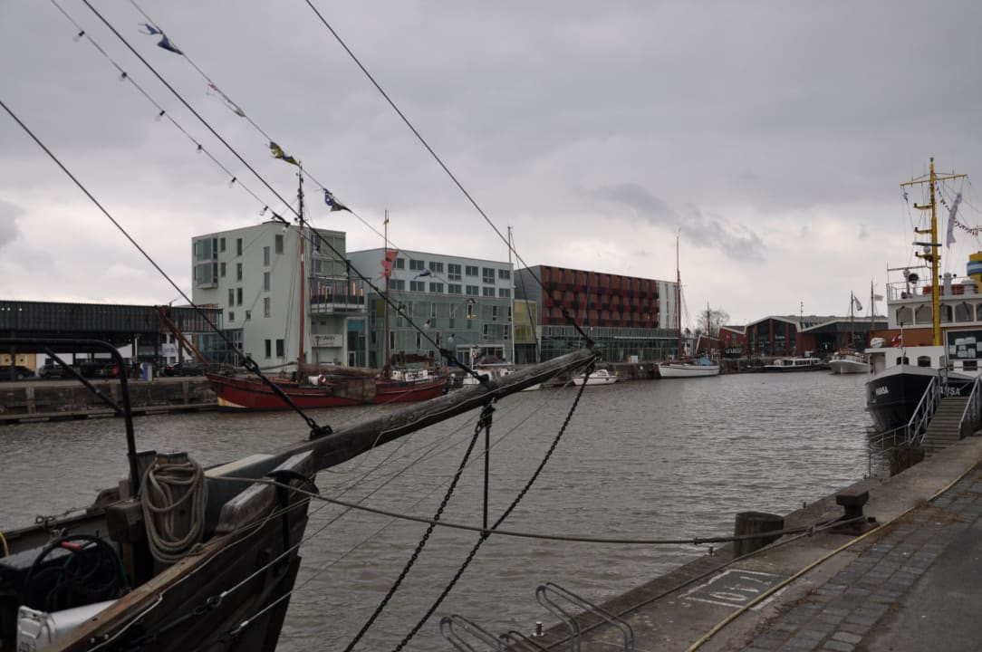 Blick vom Fischereihafen Nordsee Hotel Fischereihafen