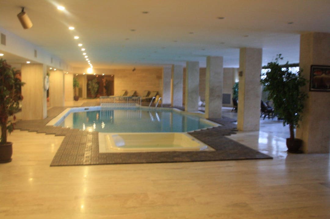 Hallenbad im Spa Asteria Collection Side