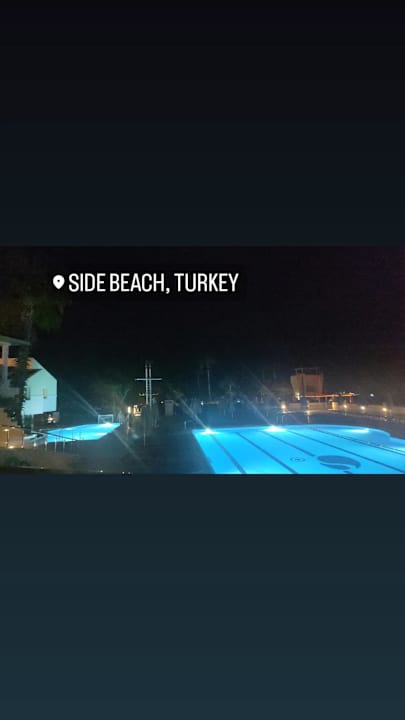 Pool ROBINSON PAMFILYA