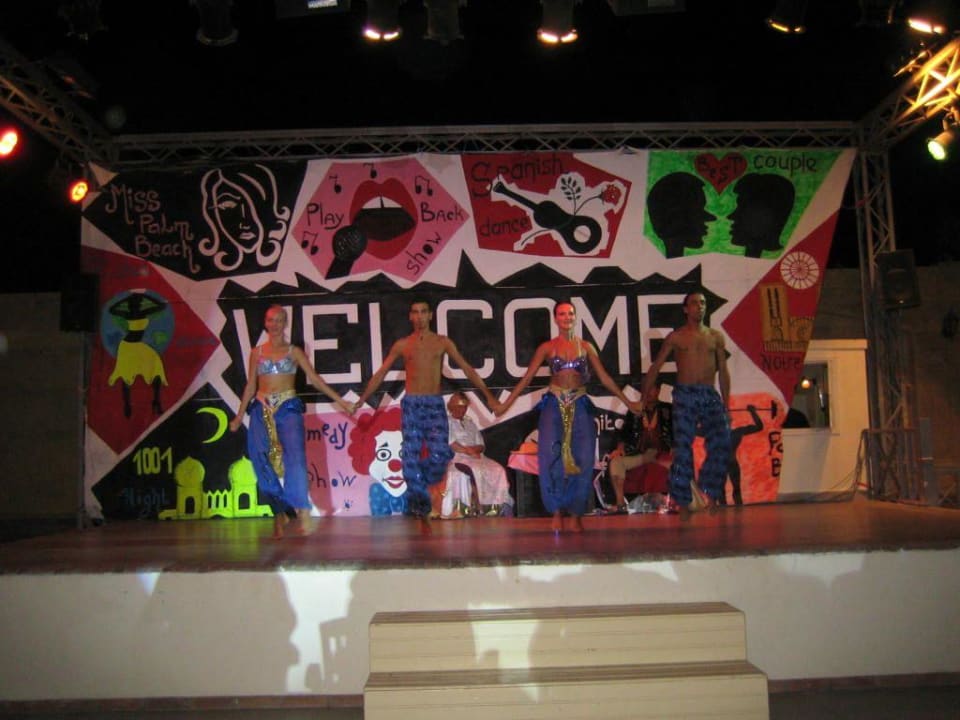 Lifeshow des Animationsteams Palm Beach Resort