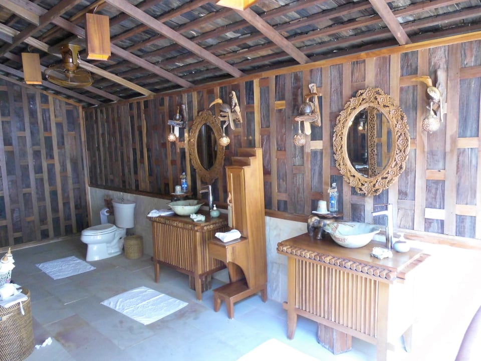 Teil des Außenbadezimmers, Dusche nicht überdacht Santhiya Koh Phangan Resort & Spa