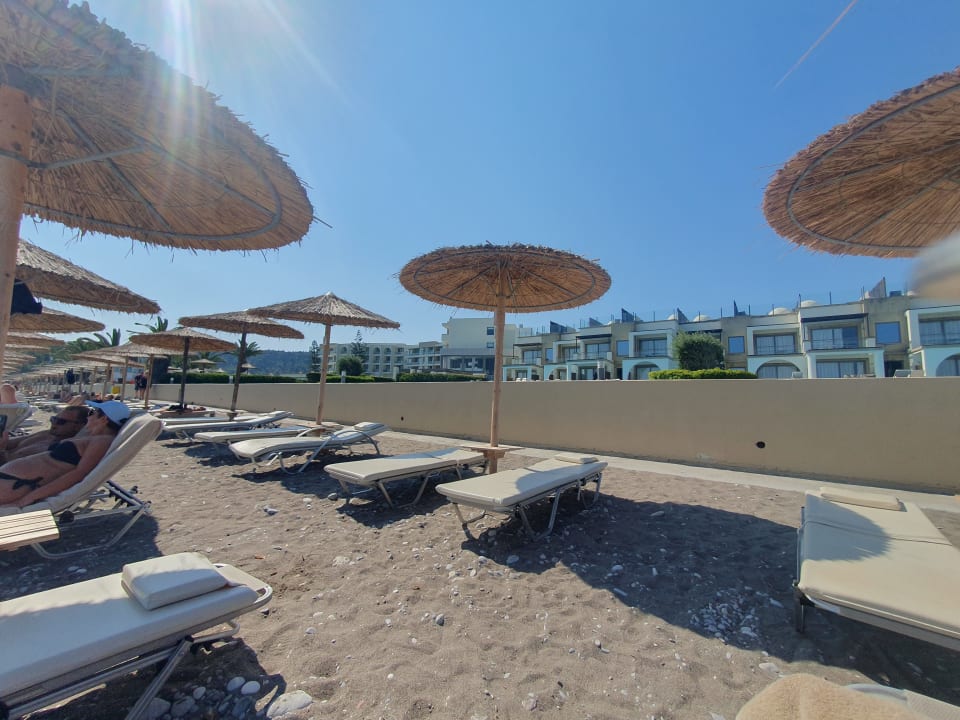 Strand The Ixian Grand & All Suites