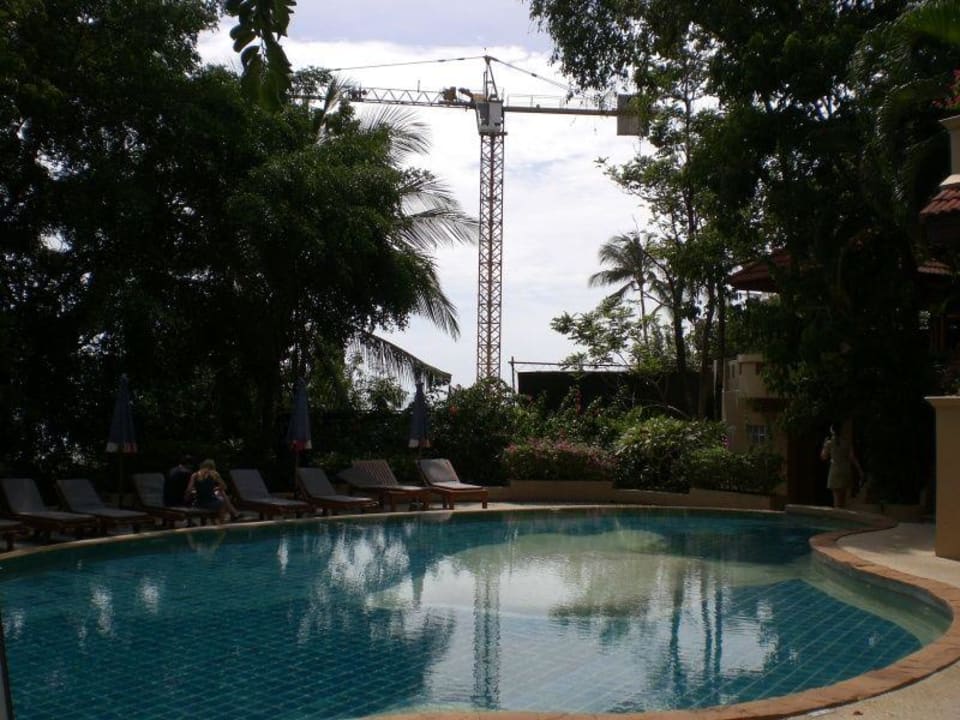 Baustelle vom oberen Pool aus gesehen The Fair House Beach Resort