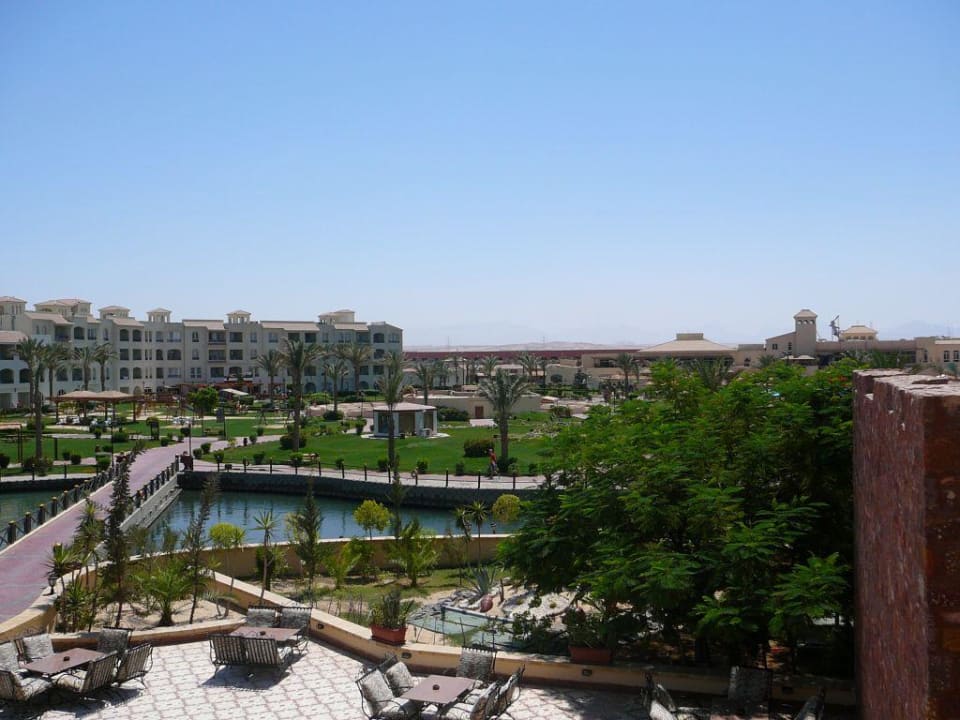 Ausblick Richtung Theater und Spielplatz Pickalbatros Dana Beach Resort - Hurghada