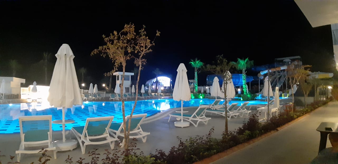 Gartenanlage Diamond De Luxe Hotel & Spa
